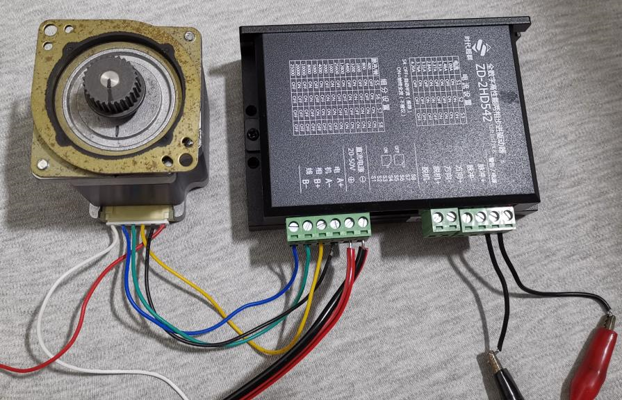 STC8A8K64D4-使用传统的PCA高速脉冲输出控制步进电机驱动器-1.png