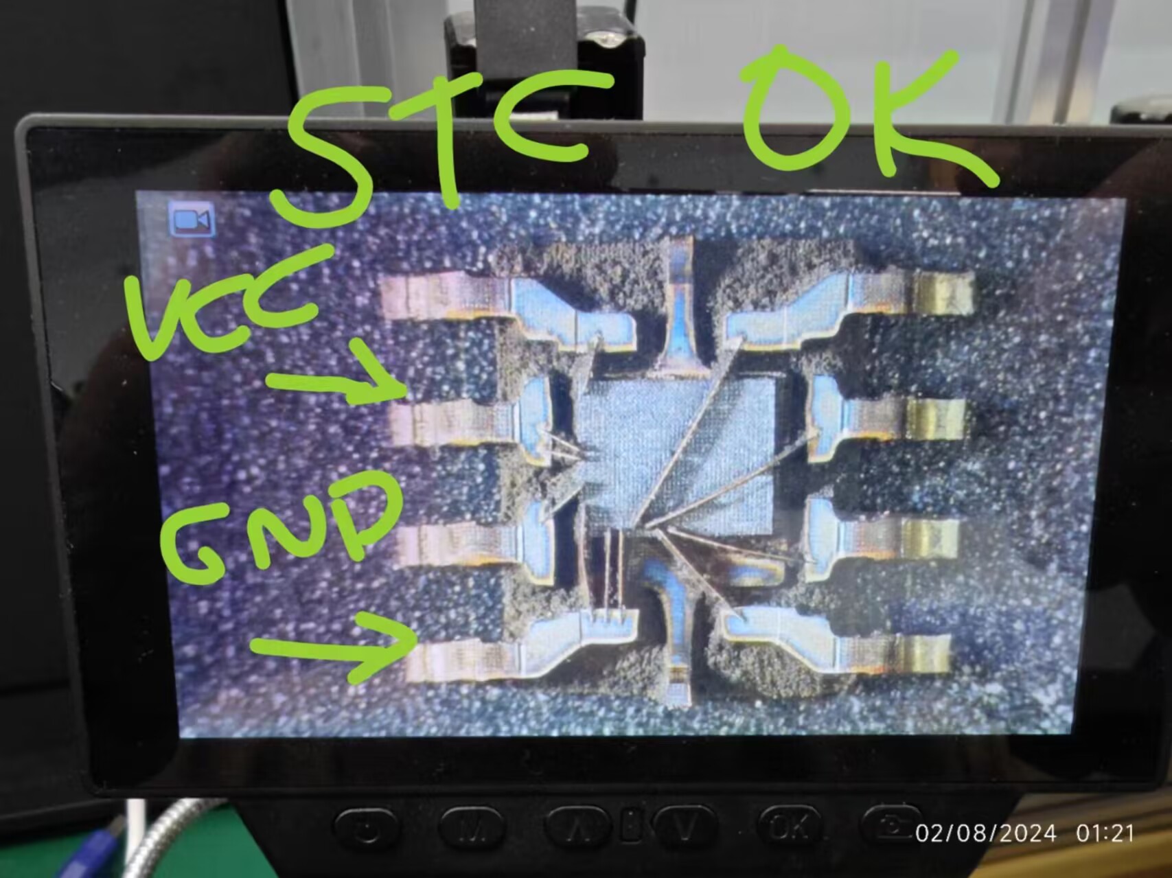 AE4B121DDF7E1791183CA2CEC92A8D4B.png
