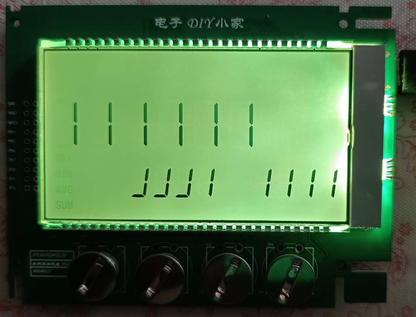 LCD001.jpg